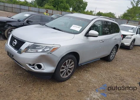 2016 Nissan Pathfinder Platinum/S/Sl/Sv z USA, uszkodzony, nr VIN 5N1AR2MM0GC617440